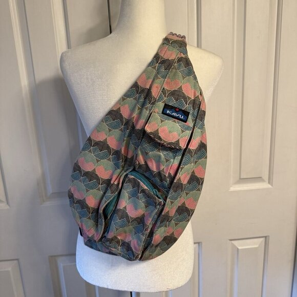 Kavu Rope Sling Bag Pink Teal Geometric Print Multiple Zipper Pockets - Picture 1 of 15